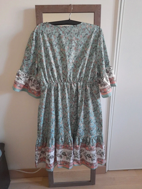 Vestido de manga corta talla L – photo 2